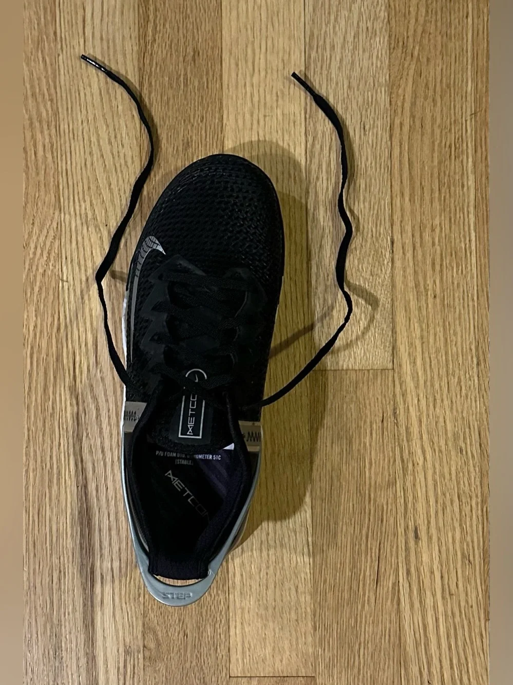 Women’s NIKE METCON 6 Black w/ Silver & White Accents Athletic Shoes (9)